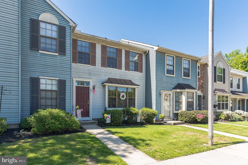 631 Foxton Ct, West Deptford, NJ 08051 - photo 1