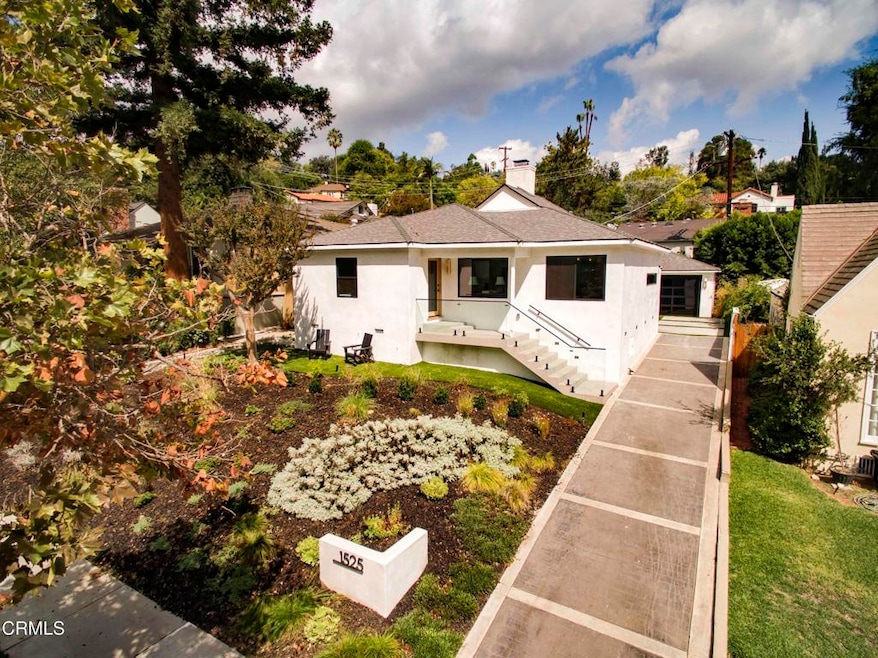 Sold $1,430,000 • Co-Listing Agent