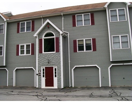 64 Tennis Plaza Rd unit 10, Dracut, MA 01826 - photo 1