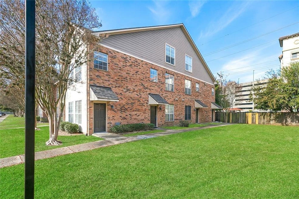 710 E Boyd Dr unit 906, Baton Rouge, LA 70808 - photo 1