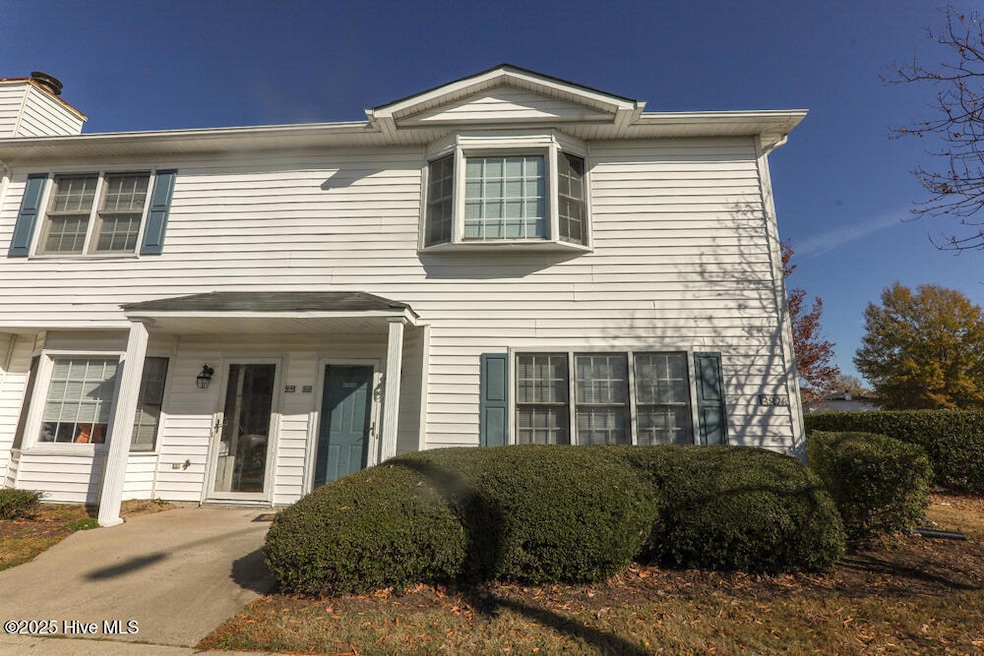 3826 Sterling Pointe Dr unit N-10, Winterville, NC 28590 - photo 1