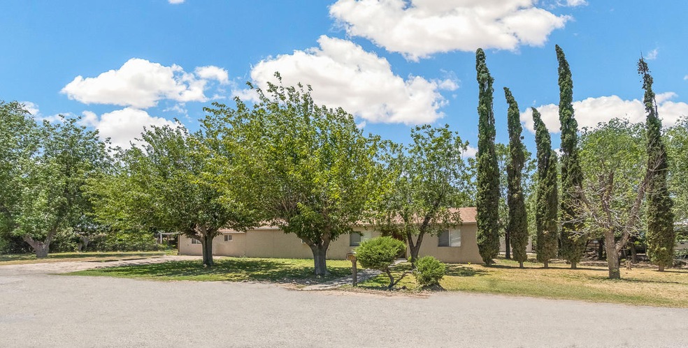 7898 La Senda Dr, El Paso, TX 79915 - photo 1