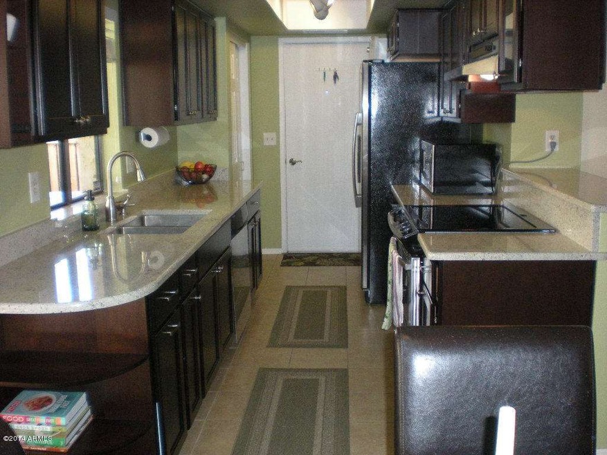 8837 S 48TH 022