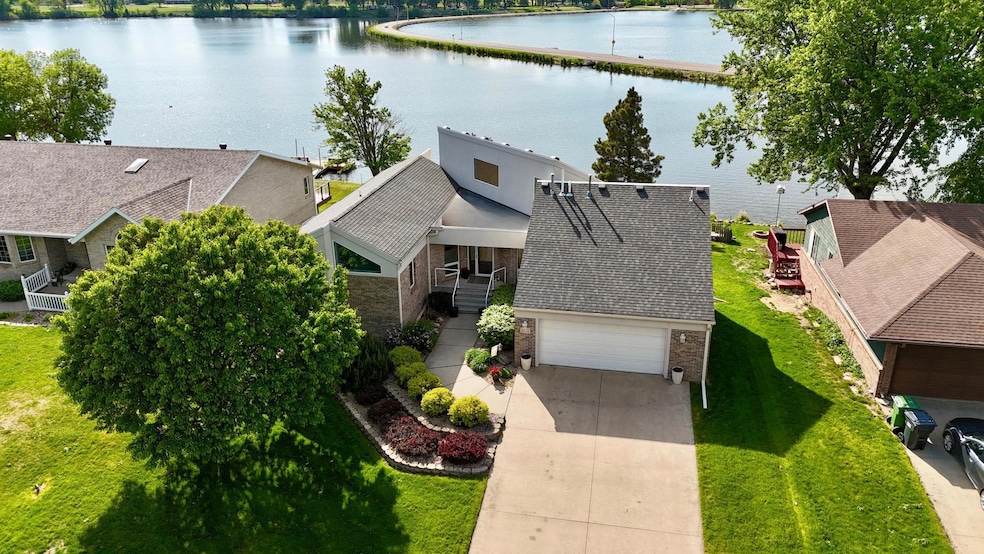 1976 Bay St, Worthington, MN 56187 - photo 1