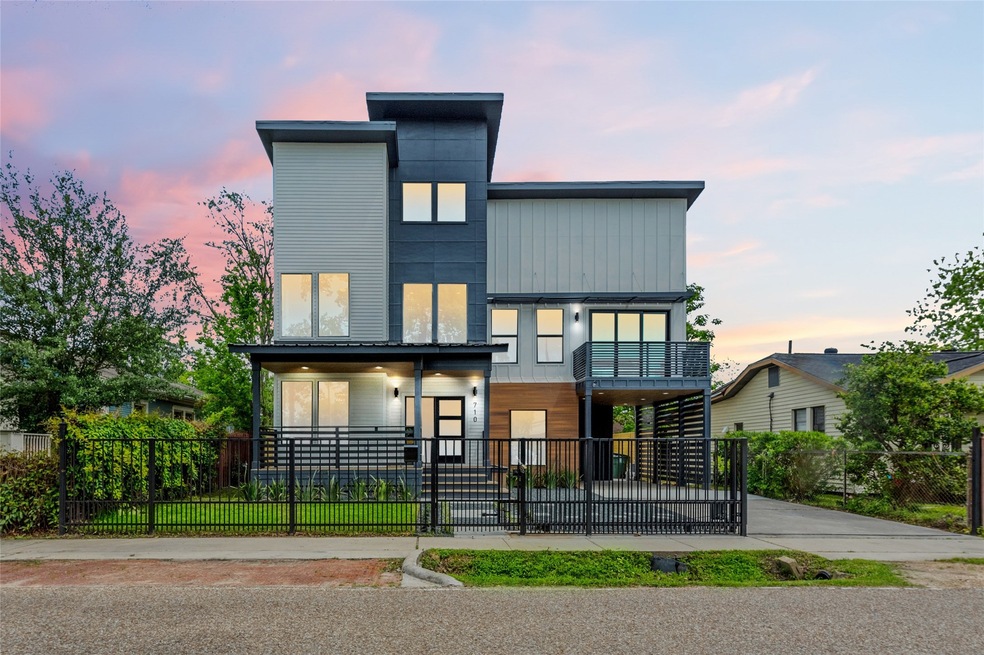 710 Northwood St, Houston, TX 77009 - photo 1