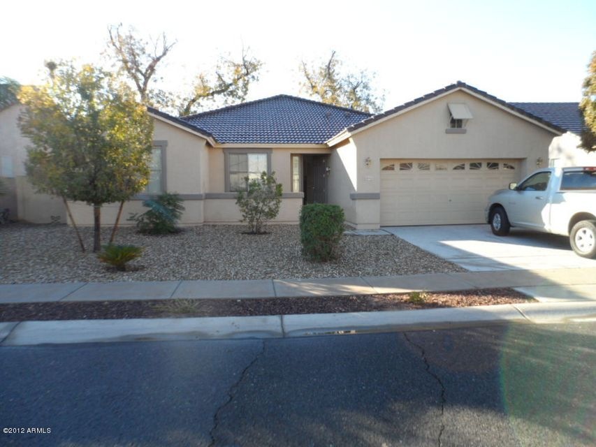 NICE 3 BEDROOM 2 BATH HOME
