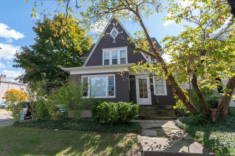 301 W Jackson Blvd, Elkhart, IN 46516 - photo 1