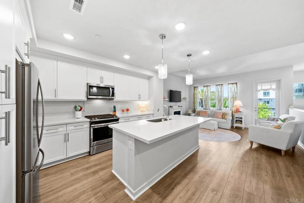 Sold $641,000 • Co-Listing Agent