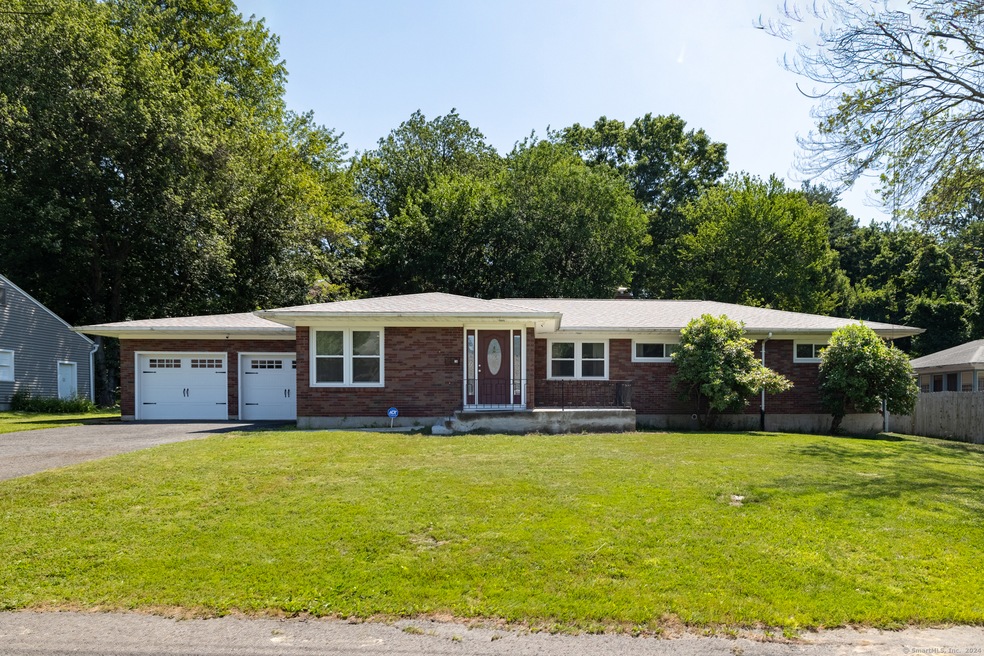 18 Collins St, Waterbury, CT 06704 - photo 1