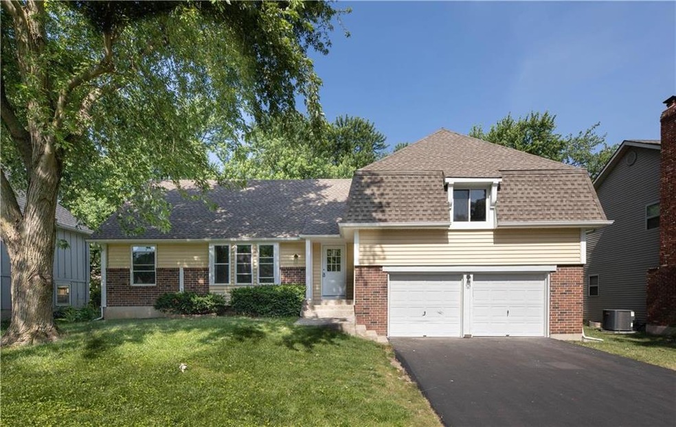 7732 Westgate Dr, Shawnee, KS 66216 - photo 1