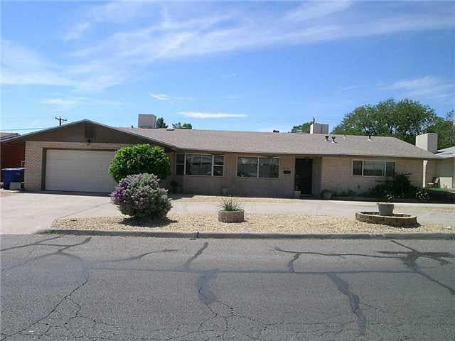 2710 Pierce Ave, El Paso, TX 79930 - photo 1
