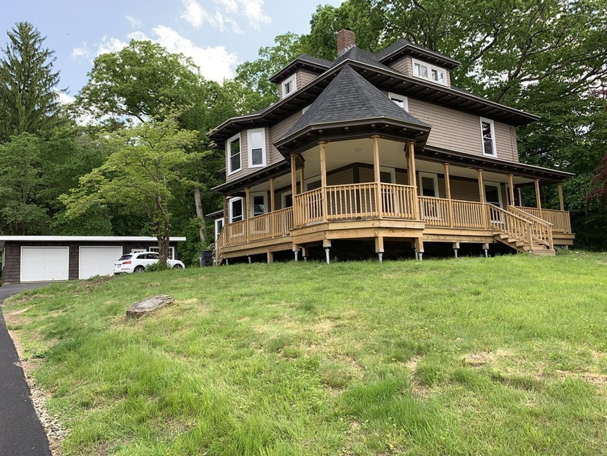 117 Main St, South Grafton, MA 01560 - photo 1