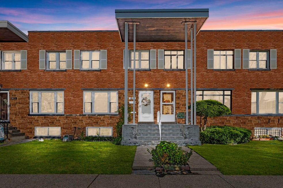 unlisted-address, Chicago, IL 60659 - photo 1