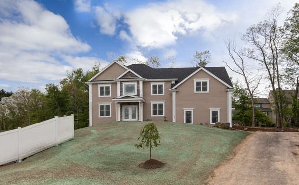 248 Walnut St, Shrewsbury, MA 01545 - photo 1