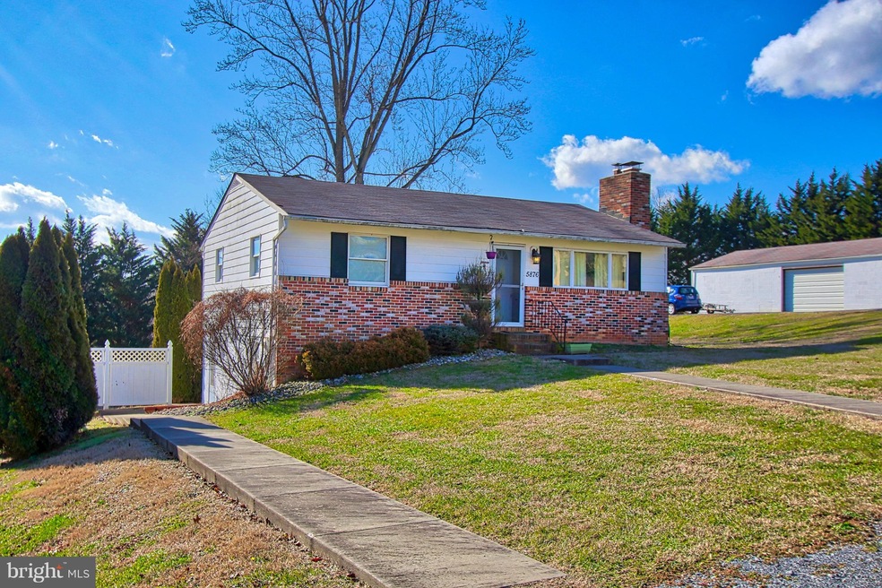 5876 Mineral Hill Rd, Sykesville, MD 21784 - photo 1