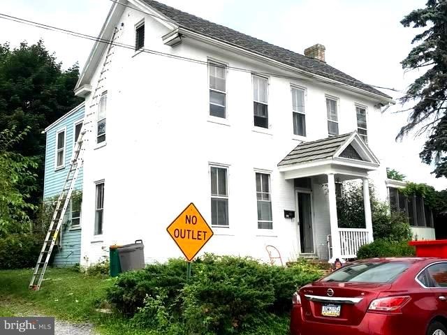 424 S 3rd St, Chambersburg, PA 17201 - photo 1