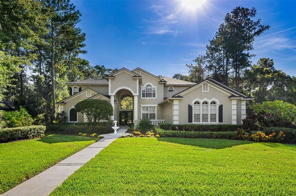 GATED FISH HAWK TRAILS POOL HOME!