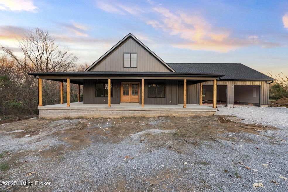 190 Hide Away Cir, Cub Run, KY 42729 - photo 1