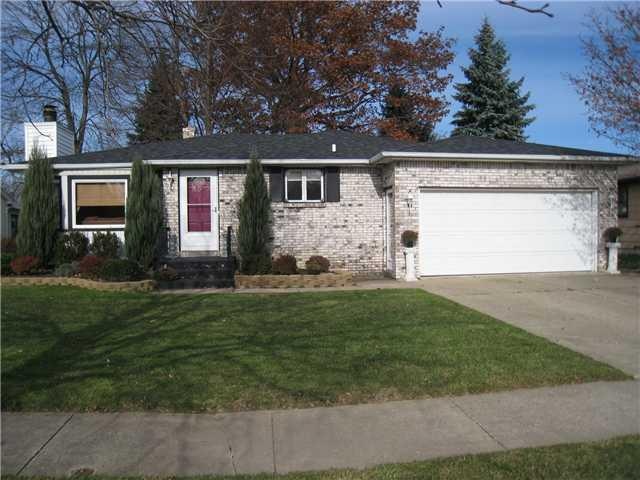 504 Fairmont Ave, North Tonawanda, NY 14120 - photo 1