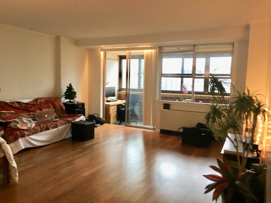 9 Hawthorne Place unit 9P, Boston, MA 02114 - photo 1