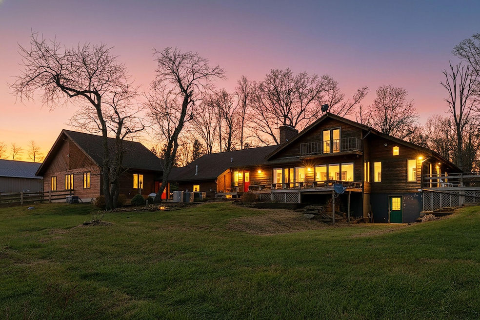 129 Shemariah Rd, Middlebrook, VA 24459 - photo 1