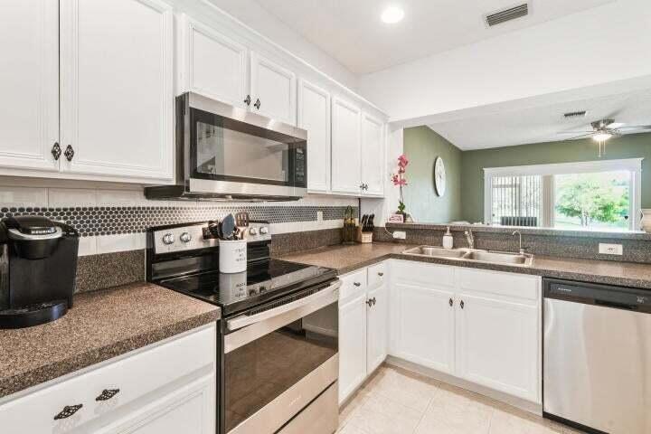 5032 Palmbrooke Cir, West Palm Beach, FL 33417 - photo 1