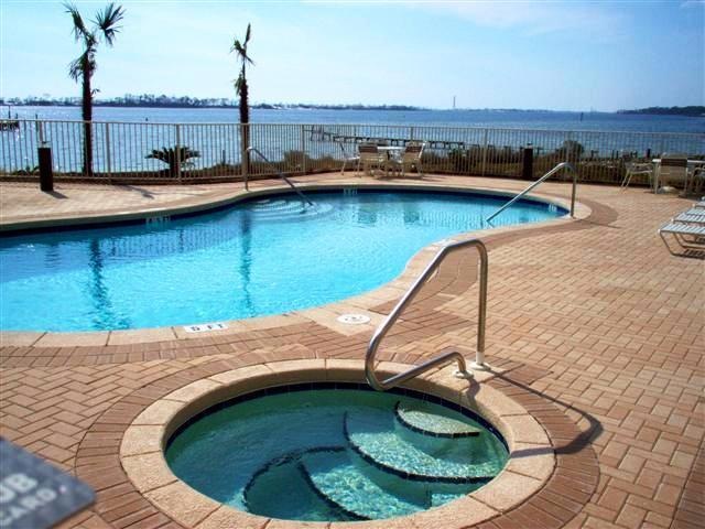 Intercoastal Pointe