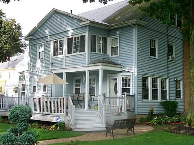 251 Ridgefield St, Hartford, CT 06112 - photo 1