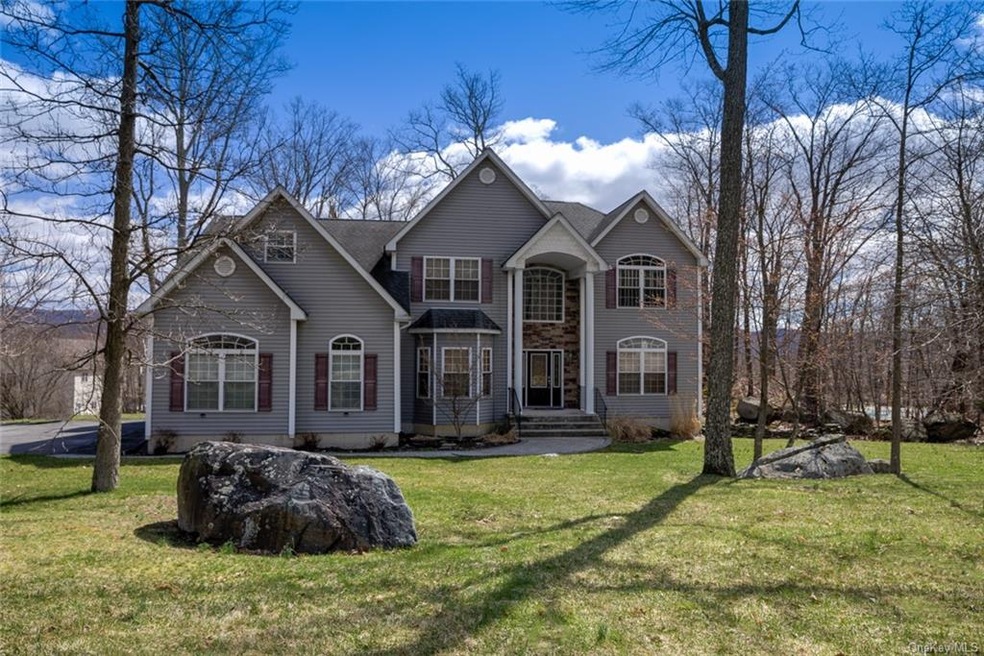 2 Sherwood Ct, Highland Mills, NY 10930 - photo 1