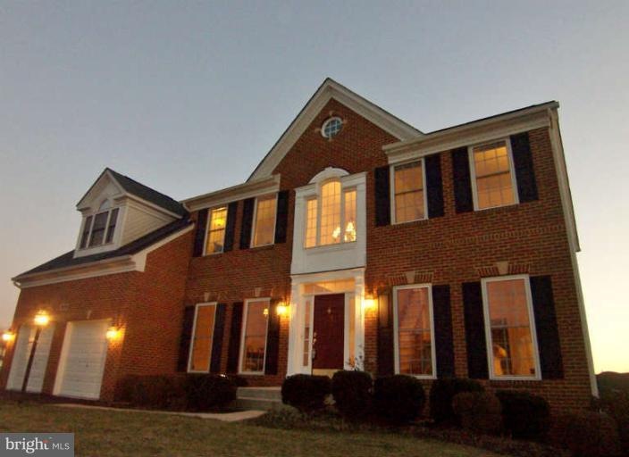 1619 Winesapp Dr, Odenton, MD 21113 - photo 1