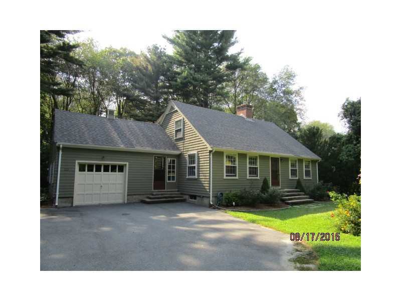 122 Winsor Ave, Johnston, RI 02919 - photo 1