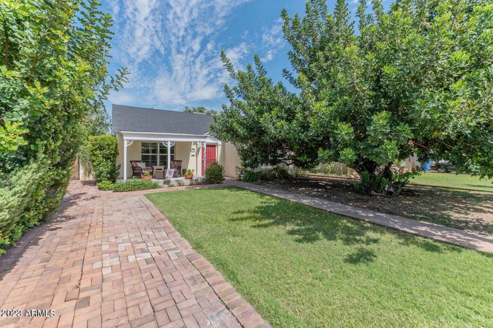 1422 E Edgemont Ave, Phoenix, AZ 85006 - photo 1