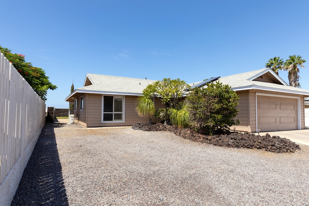 Under Contract $775,000