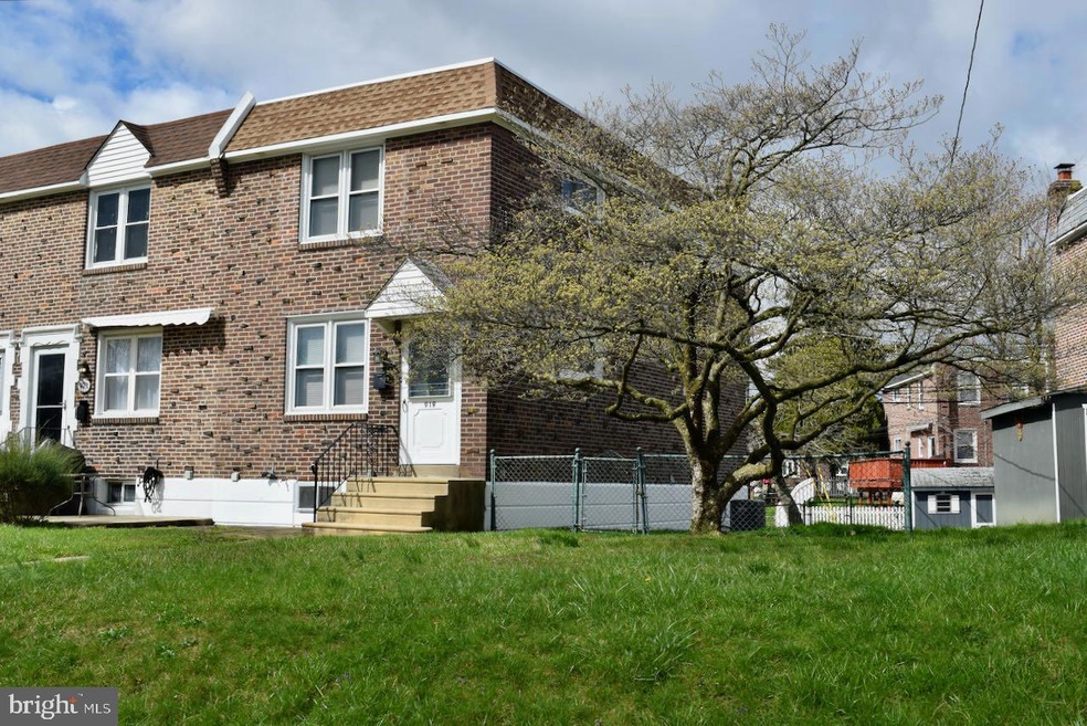 919 Maple Ave, Glenolden, PA 19036 - photo 1