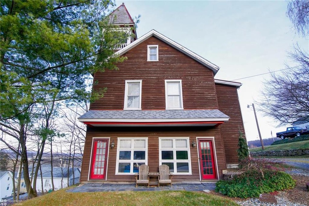 7777 Penn St, Slatington, PA 18080 - photo 1