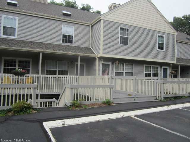 29 Manorwood Dr unit 29, Branford, CT 06405 - photo 1