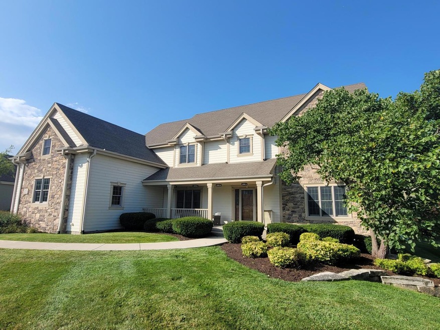 N97W14932 Burning Bush Ct, Germantown, WI 53022 - photo 1