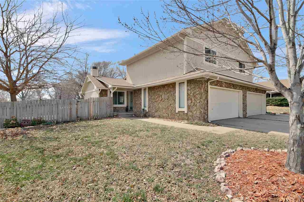 1515 E Tanglewood~Derby