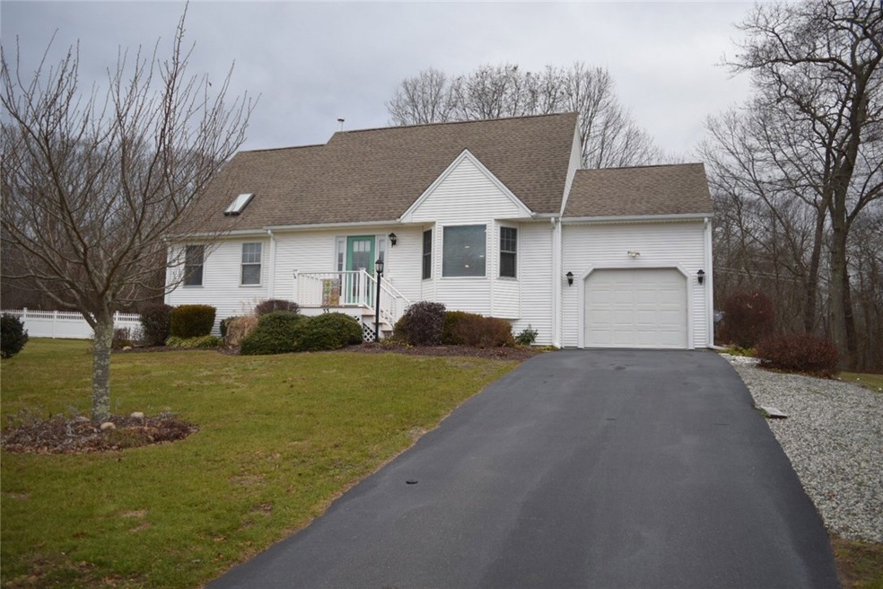 33 Misty Ct, Wakefield, RI 02879 - photo 1