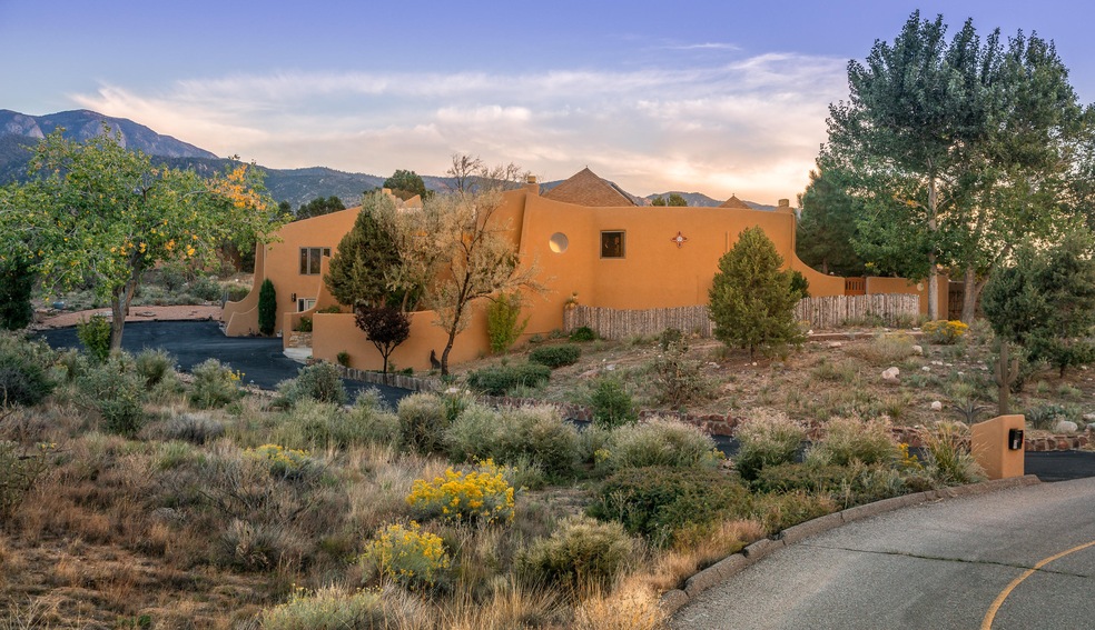 1185 Laurel Loop NE-10