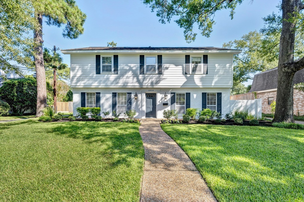 13514 Kingsride Ln, Houston, TX 77079 - photo 1