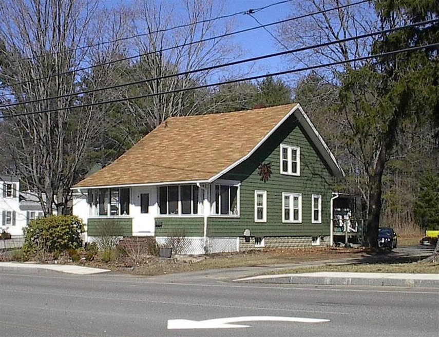 204 So Main, Rochester, NH 03867 - photo 1