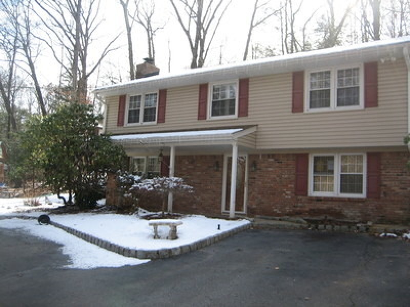 18 Raffman Rd, Bloomingdale, NJ 07403 - photo 1