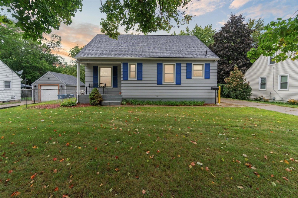 01-945-Kentfield-St-SW-Wyoming-MI-49509-