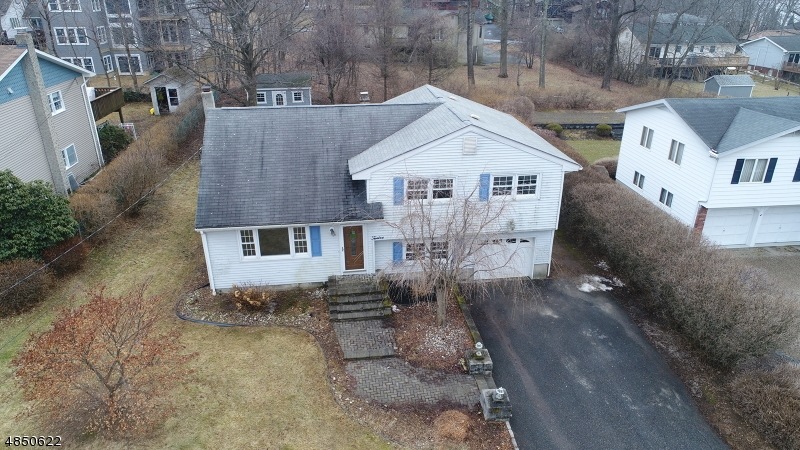 12 Commodore Dr, Lake Hopatcong, NJ 07849 - photo 1