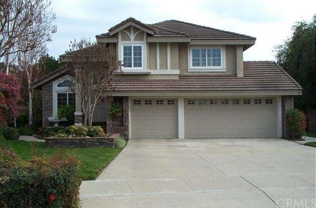BEAUTIFUL HOME WITH GREAT CURB APPEAL LOCATED AT T