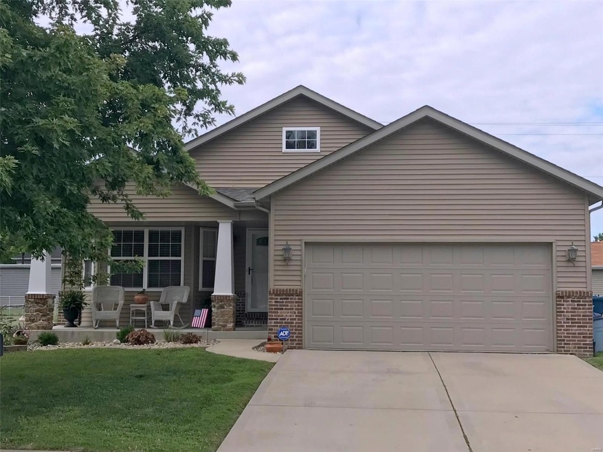 208 E Zupan St, Maryville, IL 62062 - photo 1