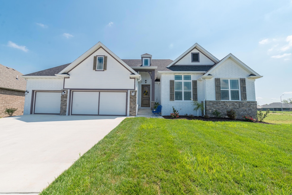 775 N Fox Hill Cir unit LOT 113, Nixa, MO 65714 - photo 1