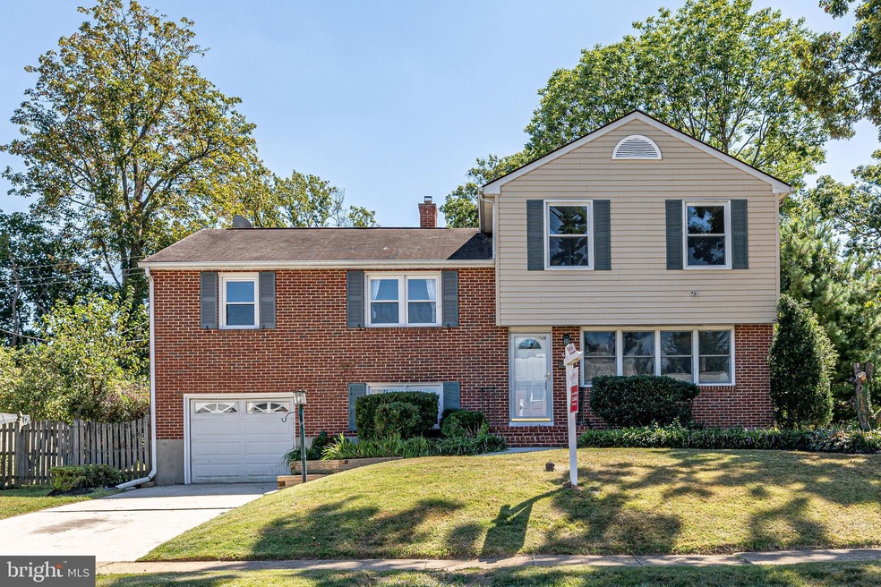 613 Southmont Rd, Catonsville, MD 21228 - photo 1