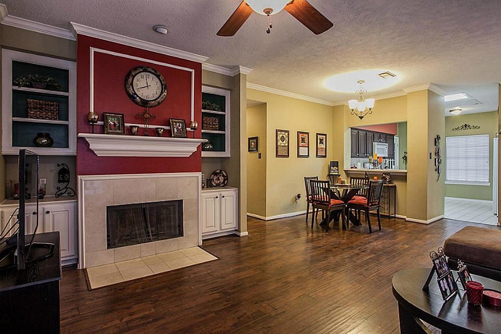 7107 Pebble Falls Dr, Houston, TX 77095 - photo 1